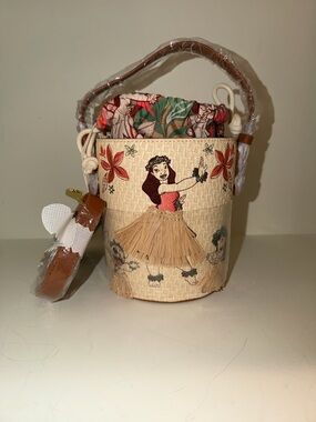 Loungefly Beige Straw Hula Bucket Crossbody Bag with Floral Drawstring